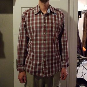 Men's plaid button up